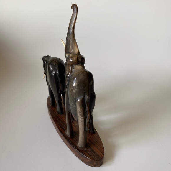 Hand Carved Water Buffalo Horn Elephant Sculpture Figurine - Picture 5 of 10